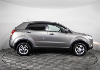 Подержанный автомобиль SsangYong Actyon 2013 года (4 фото)