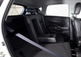 Подержанный автомобиль Mitsubishi ASX 2019 года (15 фото)