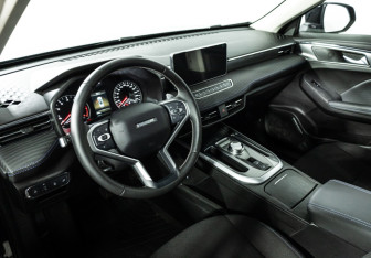 Подержанный автомобиль Haval Jolion 2025 года (11 фото)