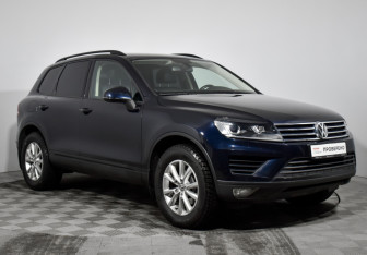 Подержанный автомобиль Volkswagen Touareg 2016 года (3 фото)
