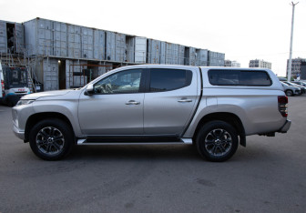 Подержанный автомобиль Mitsubishi L200 2021 года (4 фото)