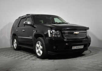 Подержанный автомобиль Chevrolet Tahoe 2013 года (3 фото)