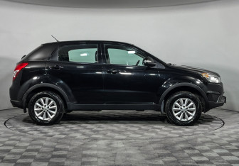 Подержанный автомобиль SsangYong Actyon 2014 года (4 фото)