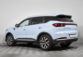 Подержанный автомобиль Chery Tiggo 7 Pro Max 2023 года (7 фото)