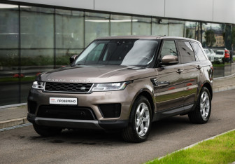 Подержанный автомобиль Land Rover Range Rover Sport 2018 года (3 фото)
