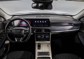 Подержанный автомобиль Exeed TXL 2022 года (10 фото)