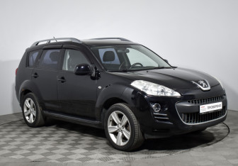 Подержанный автомобиль Peugeot 4007 2008 года (3 фото)