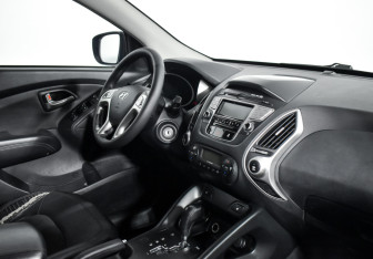 Подержанный автомобиль Hyundai ix35 2012 года (13 фото)