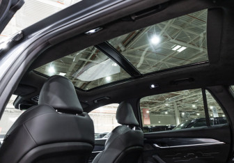 Подержанный автомобиль Geely Monjaro 2024 года (29 фото)
