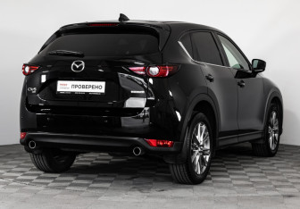 Подержанный автомобиль Mazda CX-5 2021 года (7 фото)