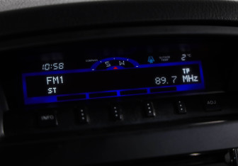 Подержанный автомобиль Mitsubishi Pajero 2007 года (13 фото)