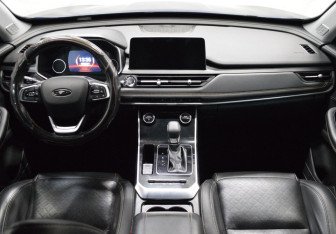 Подержанный автомобиль Chery Tiggo 8 2020 года (14 фото)