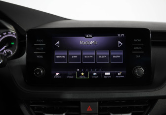 Подержанный автомобиль Skoda Rapid Liftback 2020 года (14 фото)