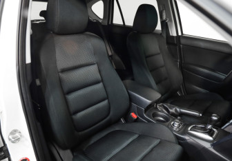 Подержанный автомобиль Mazda CX-5 2014 года (20 фото)