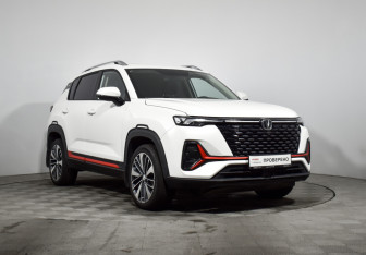 Подержанный автомобиль Changan CS35PLUS 2024 года (3 фото)