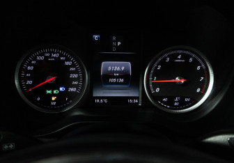 Подержанный автомобиль Mercedes-Benz GLC Coupe 2018 года (12 фото)