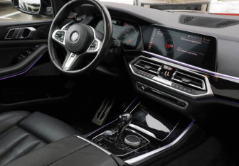 Подержанный автомобиль BMW X5 2019 года (11 фото)