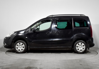 Подержанный автомобиль Citroen Berlingo 2013 года (8 фото)