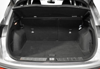 Подержанный автомобиль Geely Coolray 2023 года (21 фото)