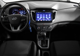 Подержанный автомобиль Hyundai Creta 2019 года (13 фото)