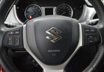 Подержанный автомобиль Suzuki Vitara 2017 года (14 фото)