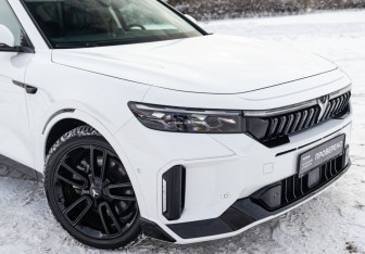 Подержанный автомобиль Voyah Free 2024 года (5 фото)