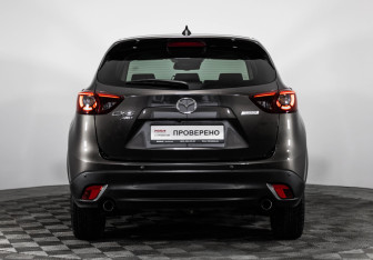 Подержанный автомобиль Mazda CX-5 2016 года (6 фото)
