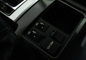 Подержанный автомобиль Toyota Land Cruiser Prado 2014 года (21 фото)