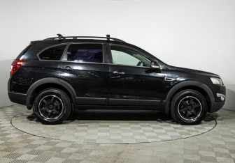 Подержанный автомобиль Chevrolet Captiva 2012 года (4 фото)