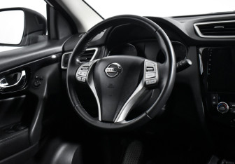 Подержанный автомобиль Nissan Qashqai 2018 года (15 фото)