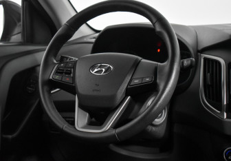 Подержанный автомобиль Hyundai Creta 2021 года (15 фото)