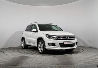 Подержанный автомобиль Volkswagen Tiguan 2015 года (3 фото)