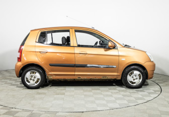 Подержанный автомобиль Kia Picanto 2007 года (4 фото)