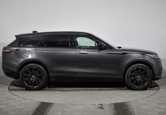 Подержанный автомобиль Land Rover Range Rover Velar 2018 года (4 фото)