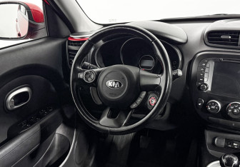 Подержанный автомобиль Kia Soul 2014 года (15 фото)