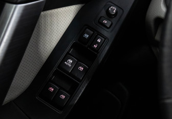 Подержанный автомобиль Subaru Forester Suv 2013 года (16 фото)