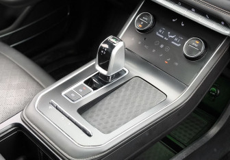 Подержанный автомобиль Chery Tiggo 8 2023 года (17 фото)