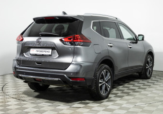 Подержанный автомобиль Nissan X-Trail 2021 года (5 фото)