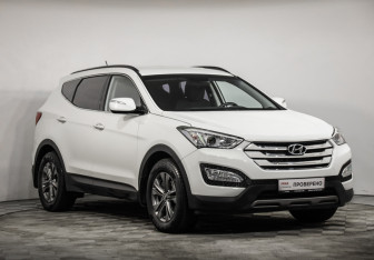 Подержанный автомобиль Hyundai Santa Fe 2013 года (3 фото)