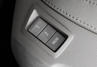 Подержанный автомобиль Opel Insignia Wagon 2014 года (15 фото)