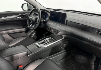 Подержанный автомобиль Haval Jolion 2023 года (14 фото)