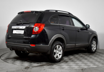 Подержанный автомобиль Chevrolet Captiva 2013 года (5 фото)