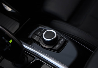 Подержанный автомобиль BMW X3 2020 года (12 фото)