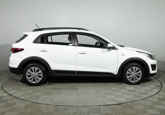 Подержанный автомобиль Kia Rio Hatchback 2020 года (4 фото)