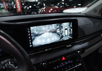 Подержанный автомобиль Kia Carnival 2020 года (19 фото)