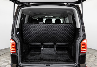 Подержанный автомобиль Volkswagen Caravelle 2016 года (24 фото)