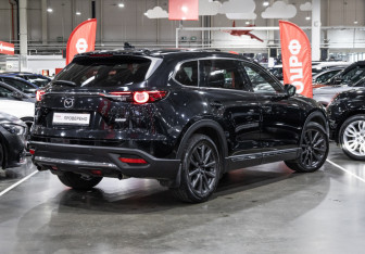 Подержанный автомобиль Mazda CX-9 2018 года (7 фото)