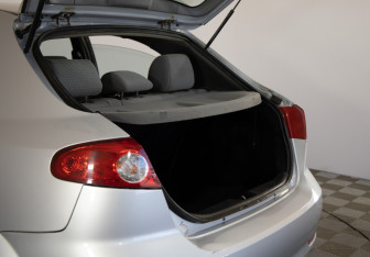 Подержанный автомобиль Chevrolet Lacetti Hatchback 2008 года (8 фото)