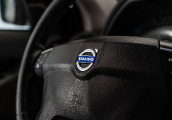 Подержанный автомобиль Volvo XC90 2008 года (12 фото)