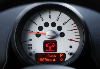 Подержанный автомобиль MINI Countryman 2011 года (14 фото)